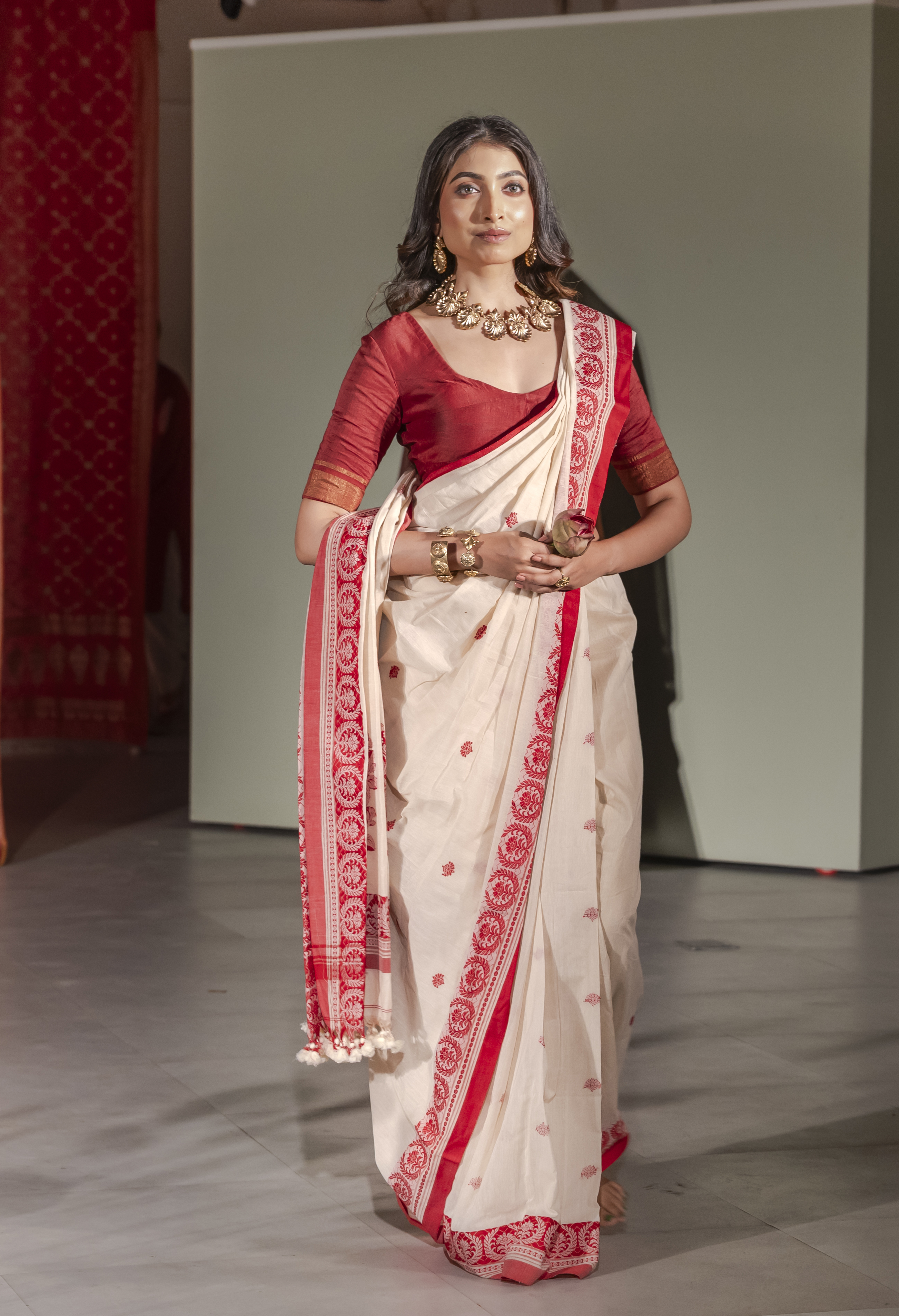 Handwoven Cotton Saree